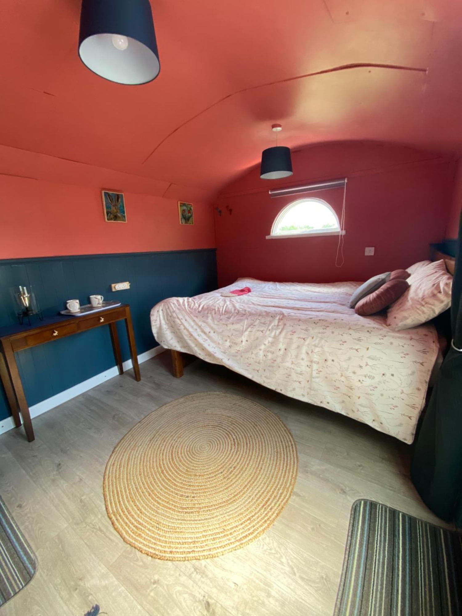 The Hares Hut At Carrigeen Glamping Kilkenny Exteriér fotografie